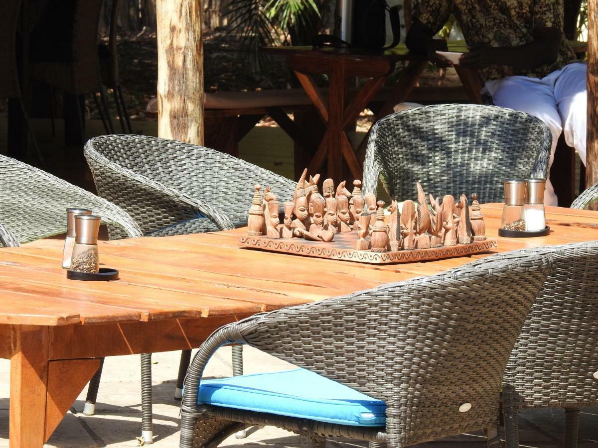 Footsteps Eco-Lodge Gunjur Extérieur photo