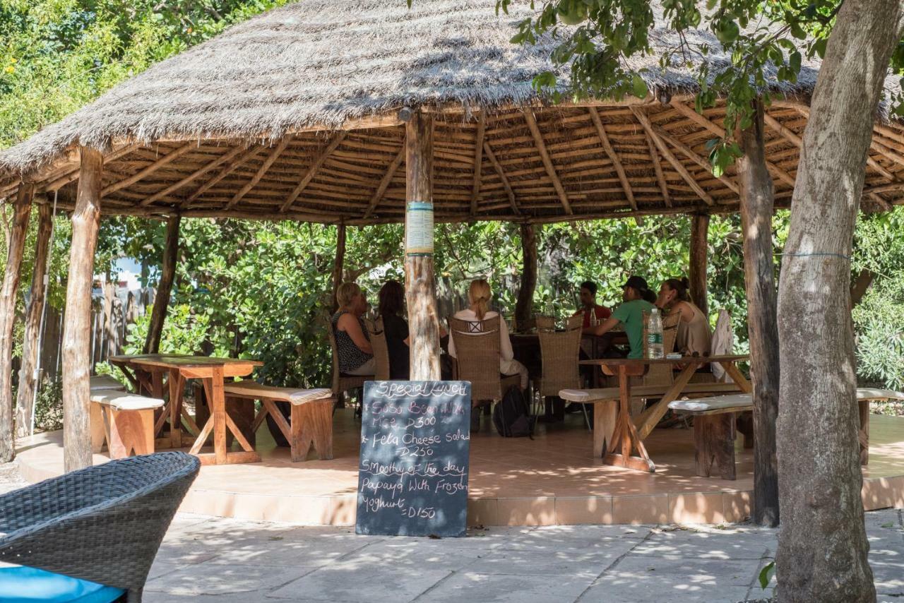 Footsteps Eco-Lodge Gunjur Extérieur photo